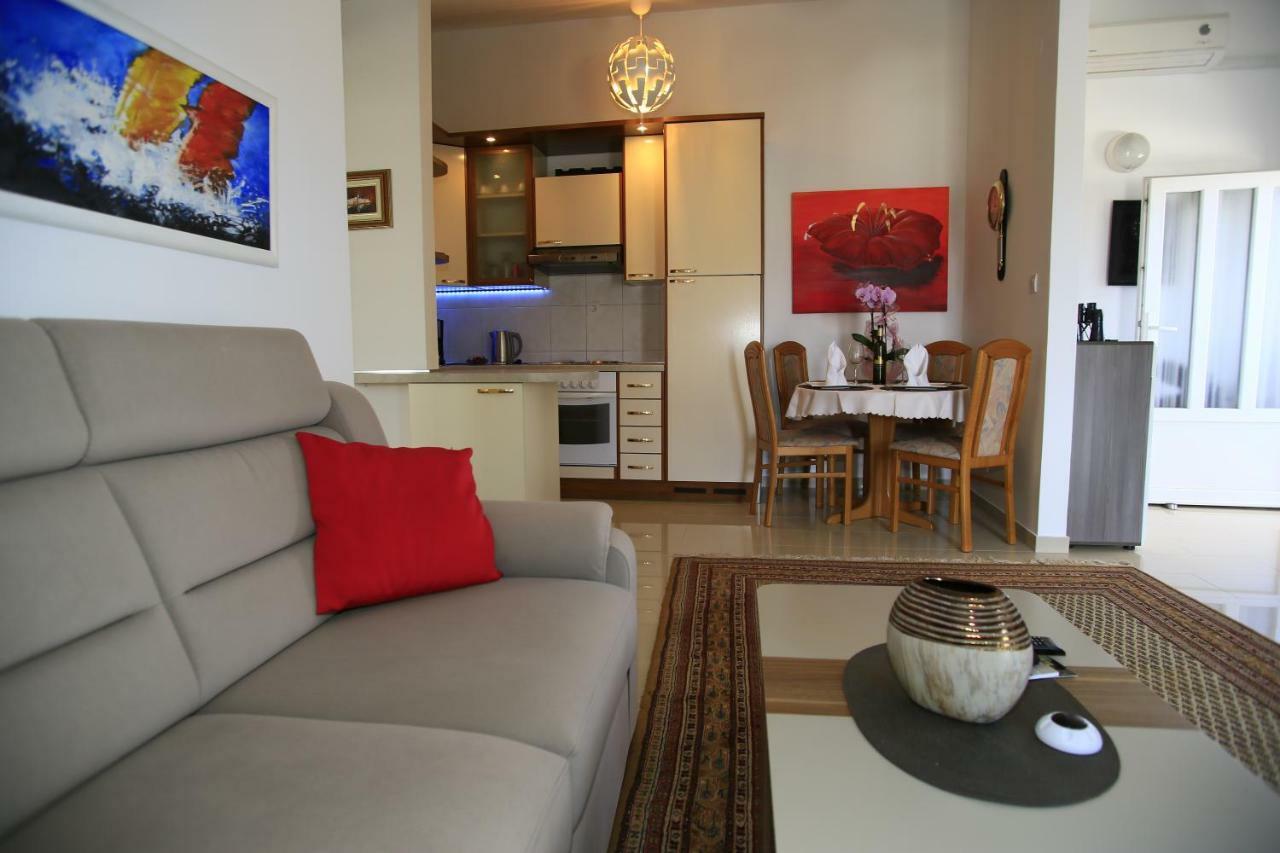 Apartment Panorama Porec Esterno foto