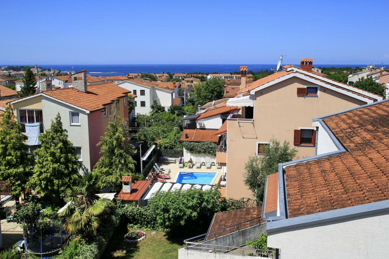 Apartment Panorama Porec Esterno foto