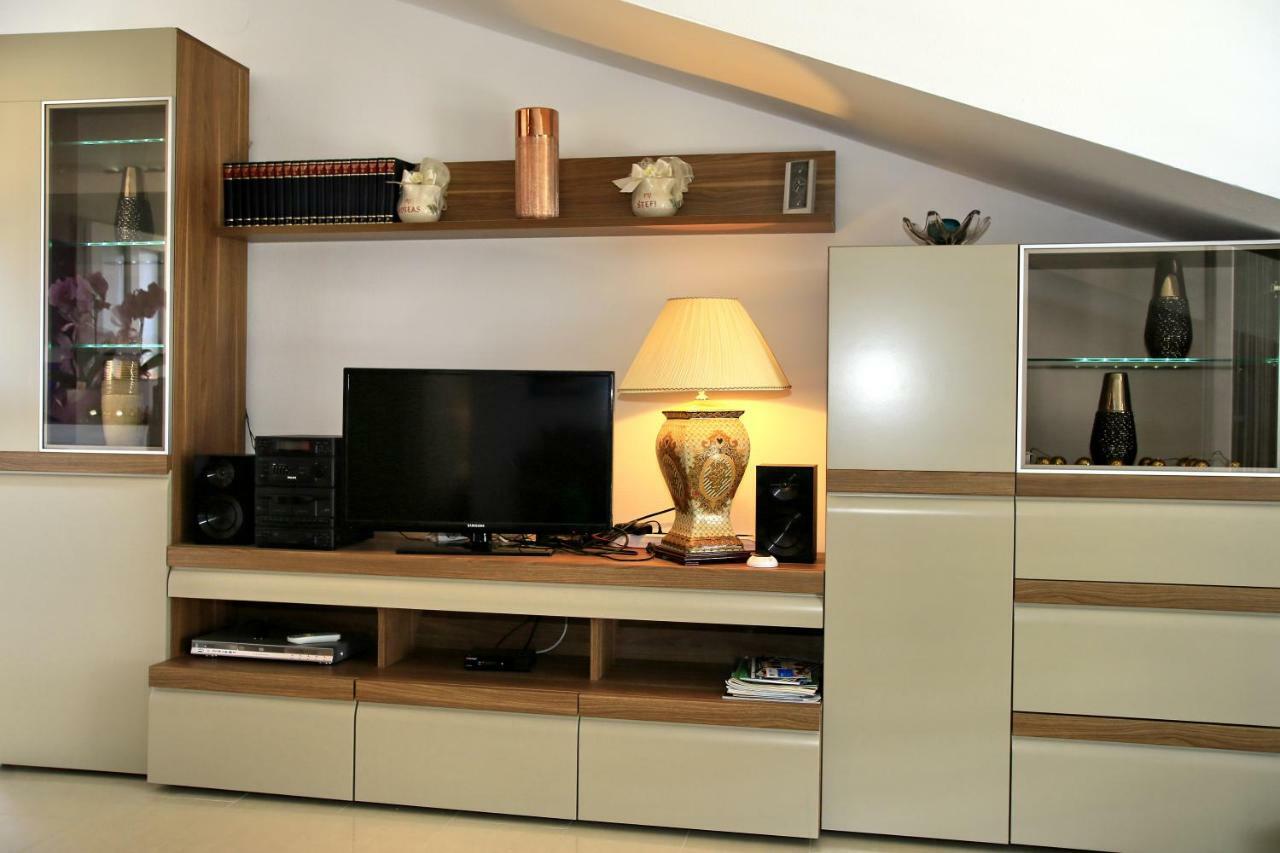 Apartment Panorama Porec Esterno foto