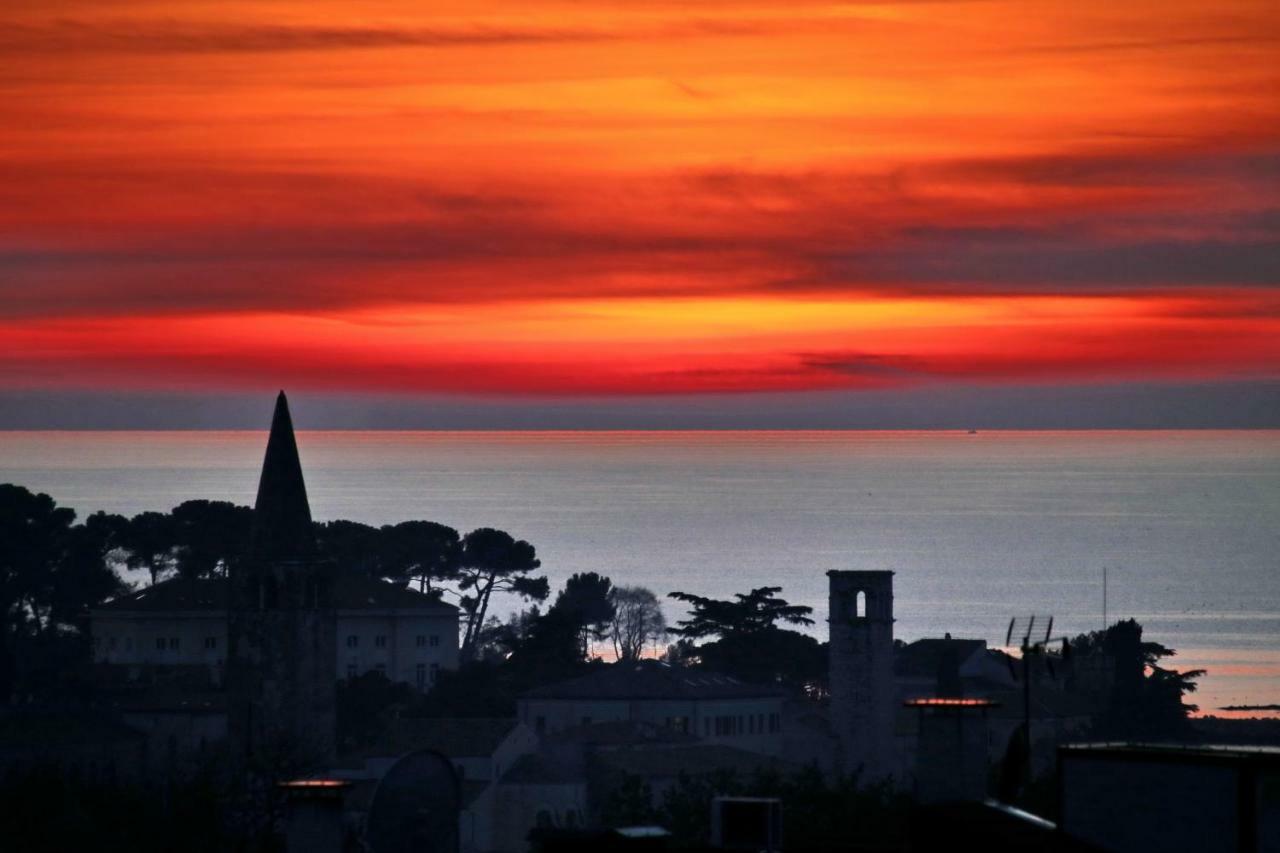 Apartment Panorama Porec Esterno foto